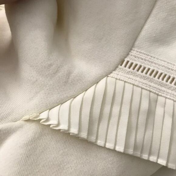 Banana Republic Top Women's Size Small Long Sleeves Ruffled Pleated Trim Couture - Picture 7 of 11